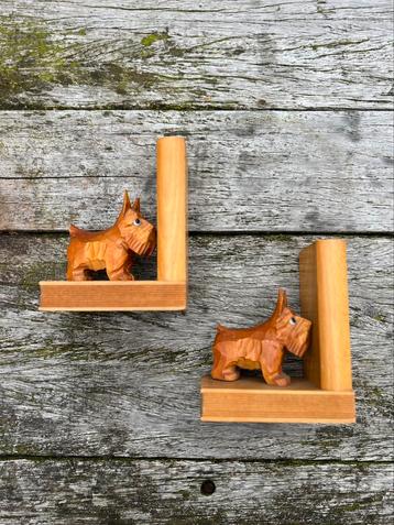 Vintage houten boekensteunen art-deco beschikbaar voor biedingen