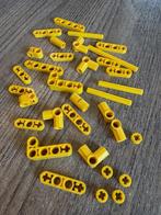 lego technic geel, alles op de foto voor 2 euro, Ophalen of Verzenden, Zo goed als nieuw, Losse stenen, Lego