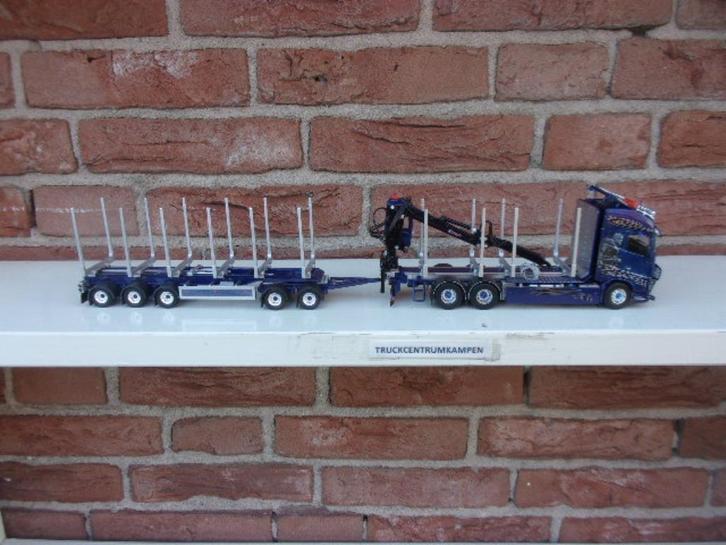 Tekno  Volvo  FH04  van  Eds  Trafrakt - Moelven., Hobby en Vrije tijd, Modelauto's | 1:50, Nieuw, Bus of Vrachtwagen, Tekno, Ophalen of Verzenden