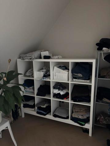 Witte open kast met vakken kallax ikea met onderstel beschikbaar voor biedingen