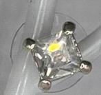 Zilverkleurige harten oorknopjes met STRASS steen, Sieraden, Tassen en Uiterlijk, Oorbellen, Ophalen of Verzenden, Nieuw, Zilver