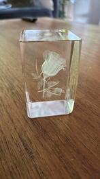 Roos in glas, Overige materialen, Wit, Ophalen of Verzenden, Zo goed als nieuw