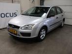 Ford Focus 1.6-16V Champion NAP 1e eigenaar Cruise Airco APK, 1596 cc, Gebruikt, 4 cilinders, 620 kg