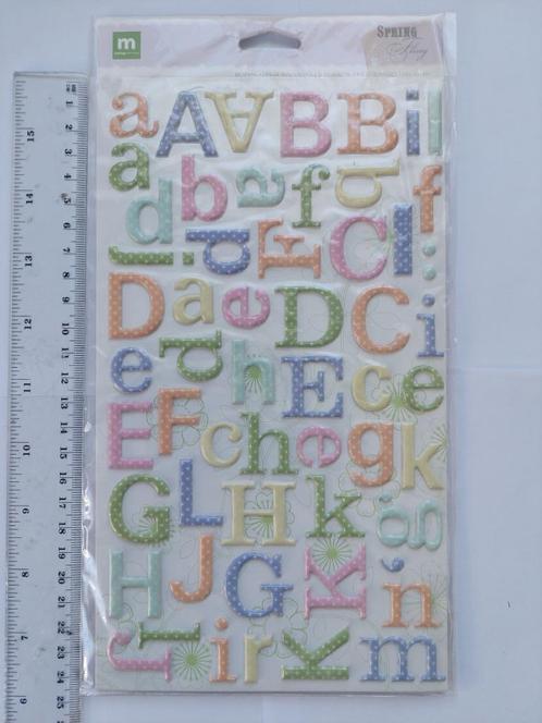 Making Memories Spring Fling puffy alpha stickers, Hobby en Vrije tijd, Scrapbooking, Nieuw, Versiering of Embellishment, Overige merken