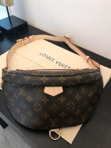 Louis vuitton bumbag bum bag monogram beschikbaar voor biedingen