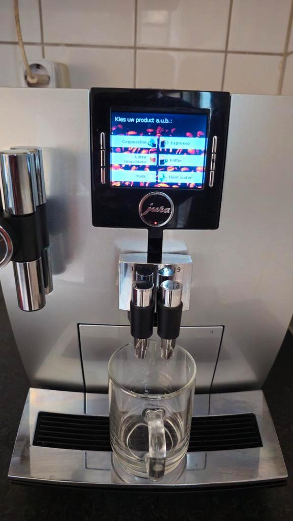 Jura J9 Koffiemachine - Topmodel!, Witgoed en Apparatuur, Koffiezetapparaten, Gebruikt, Koffiebonen, Koffiemachine, 2 tot 4 kopjes