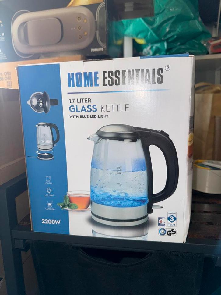 Waterkoker 1.7L - Nieuw!, Witgoed en Apparatuur, Waterkokers, Nieuw, 1 tot 2 liter, Draadloos, Ophalen of Verzenden