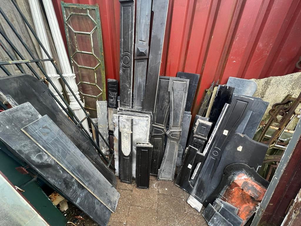 Antieke zwart marmeren schouw onderdelen "handel", Huis en Inrichting, Kachels, Ophalen, Zo goed als nieuw, Hout, Houtkachel