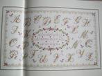 Borduurpatroon  Merklap Alfabet   nr 6215, Hobby en Vrije tijd, Borduren en Borduurmachines, Verzenden, Nieuw, Handborduren, Patroon