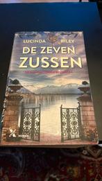 Lucinda Riley - De zeven zussen, Lucinda Riley, Ophalen of Verzenden, Zo goed als nieuw, Nederland