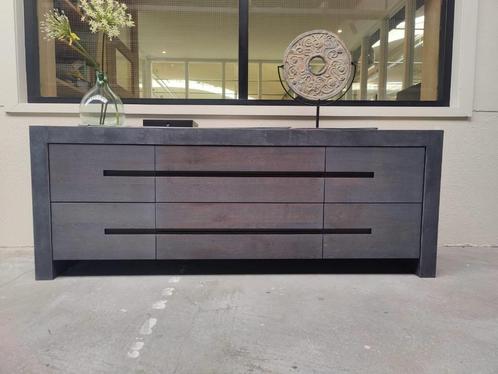 Grijs Dressoir / Woonbeton, Huis en Inrichting, Kasten | Dressoirs, Zo goed als nieuw, 150 tot 200 cm, 50 tot 75 cm, Met lade(s)