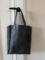 Myomy Paper Bag zwart, Ophalen, 30 cm of meer, Zwart, Minder dan 35 cm