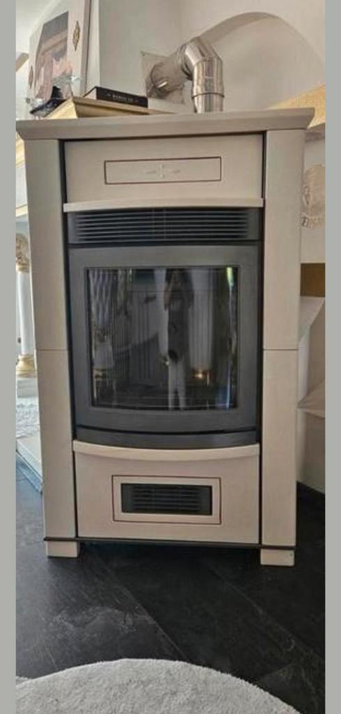 Piazzetta Ginevra 15kw Pelletkachel - Gratis Levering, Huis en Inrichting, Kachels, Gebruikt, Vrijstaand, Pelletkachel, Hout, Ophalen