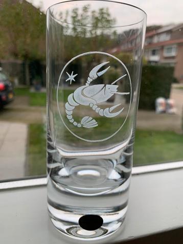 Kristallen glas MOSER met geslepen sterrenbeeld KREEFT beschikbaar voor biedingen