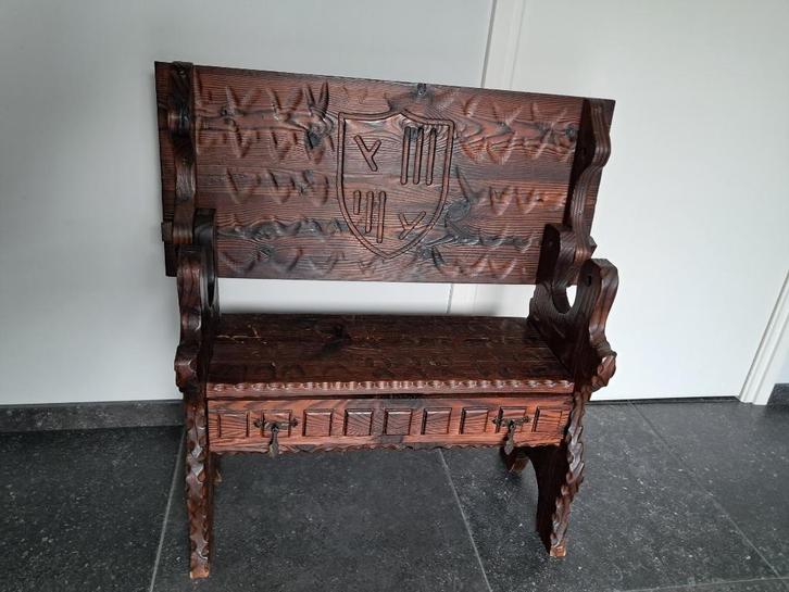 Bankje / Kastje, Antiek en Kunst, Antiek | Meubels | Stoelen en Banken, Ophalen