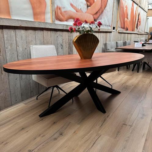 Bruuts eettafel ovaal spinpoot, Huis en Inrichting, Tafels | Eettafels, Zo goed als nieuw, 100 tot 150 cm, 200 cm of meer, Vijf personen of meer