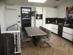 Mooie steiger houten tafel met Bank en industriele stoelen, Huis en Inrichting, Tafels | Eettafels, Steigerhout industrieel, Zo goed als nieuw