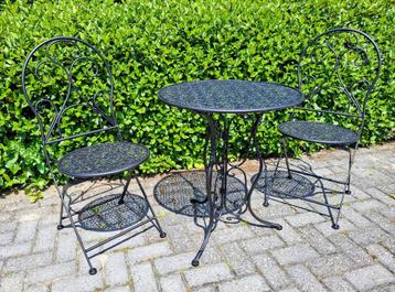 Complete degelijke ijzeren bistro sets in 2 kleuren nieuw. beschikbaar voor biedingen
