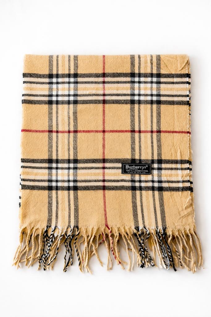 Burberry sjaal – klassiek beige ruitpatroon, Ophalen of Verzenden, Zo goed als nieuw, Maat 46/48 (XL) of groter, Sjaal