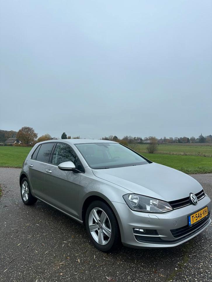 Volkswagen Golf 1.2 TSI Comfortline 2013 Grijs, Auto's, Volkswagen, Particulier, Golf, ABS, Airbags, Airconditioning, Alarm, Bochtverlichting
