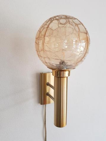 Vintage Doria Leuchten wandlamp messing amber glas bol 