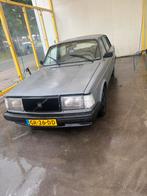 Volvo 244 2.1 GL AUT 1981 Grijs, 2500 cc, Achterwielaandrijving, Zwart, Handgeschakeld