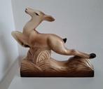 Art Deco keramisch HERT beeld, gesigneerd Sainte Radegonde., Ophalen