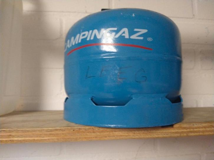 Campingaz 904 (leeg) + reduceerventiel, Caravans en Kamperen, Kampeeraccessoires, Gebruikt, Ophalen