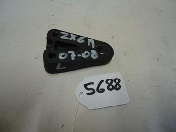 ZX6R 2007 - 2008 Kawasaki Beugel Beugel motorblok D1-11681 beschikbaar voor biedingen