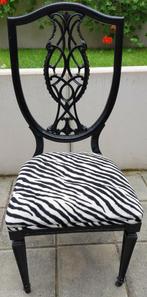 Aparte oude houten stoel, Huis en Inrichting, Ophalen