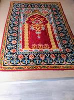 Smyrna Gebedskleed - Handgeknoopt, Ophalen, Rood, 100 tot 150 cm, Zo goed als nieuw