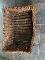 Leuk rieten mandje. Voor kat of hondje, Ophalen, Gebruikt, Riet