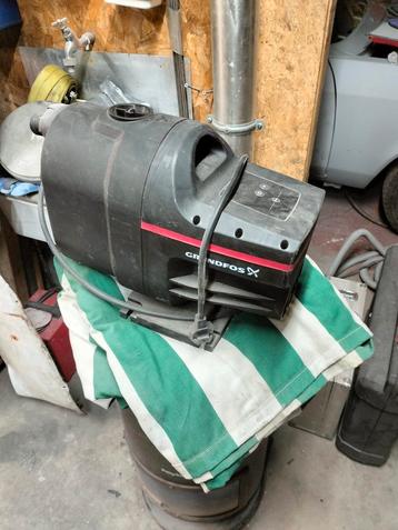 Grundfos scala 1 drukpomp beschikbaar voor biedingen