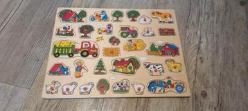 Inlegpuzzel houten noppenpuzzel beschikbaar voor biedingen