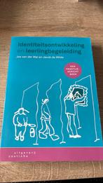 Identiteitsontwikkeling en leerlingbegeleiding, Jos van der Wal; Jacob de Wilde, Ophalen of Verzenden, Ontwikkelingspsychologie
