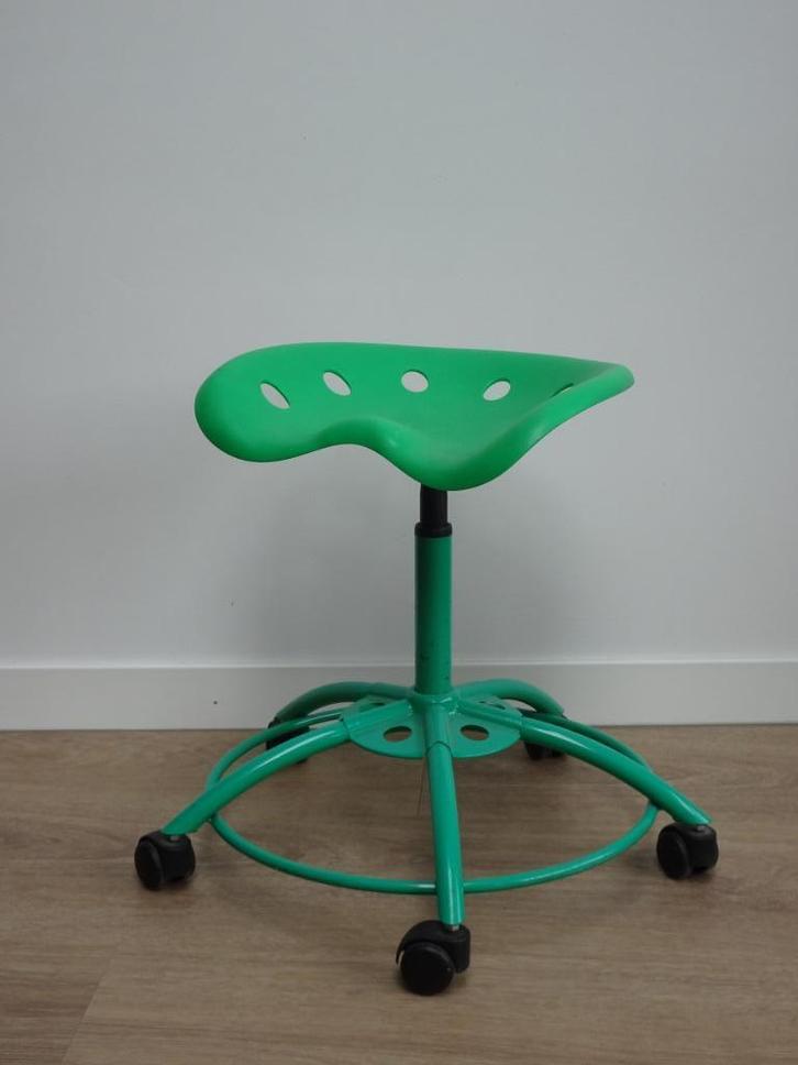 Ikea Traktor Kruk Vintage (Groen), Huis en Inrichting, Krukjes, Gebruikt, IJzer, In hoogte verstelbaar, Ophalen