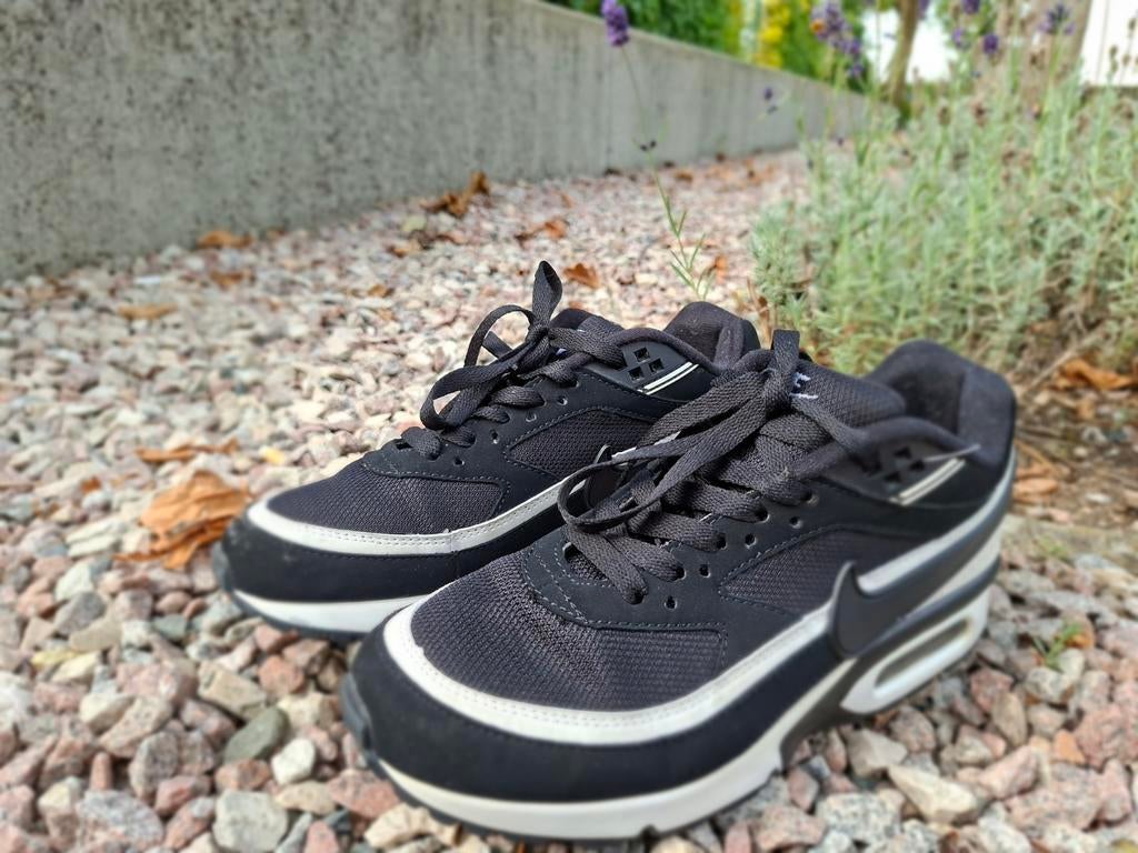 Nike Air Max classic BW
Maat 40, Kleding | Dames, Sportkleding, Zo goed als nieuw, Overige typen, Maat 38/40 (M), Zwart, Ophalen