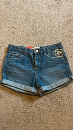 Nieuw blauwe korte broek maat 140 merk Levi’s, Kinderen en Baby's, Kinderkleding | Maat 140, Broek, Meisje, Nieuw, Ophalen of Verzenden