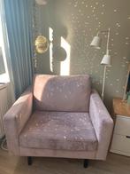 Licht roze velvet fauteuil, Huis en Inrichting, Fauteuils, Ophalen, Minder dan 75 cm, Zo goed als nieuw, Stof