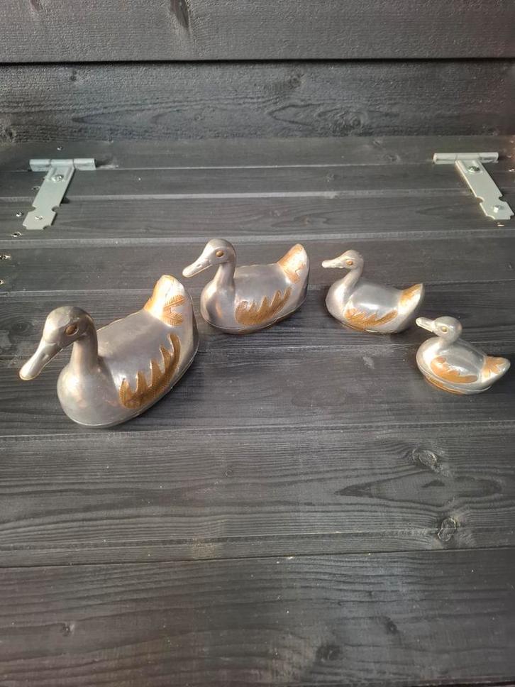 4 tinnen eenden met messing versiersel Vintage, Antiek en Kunst, Antiek | Tin, Ophalen of Verzenden