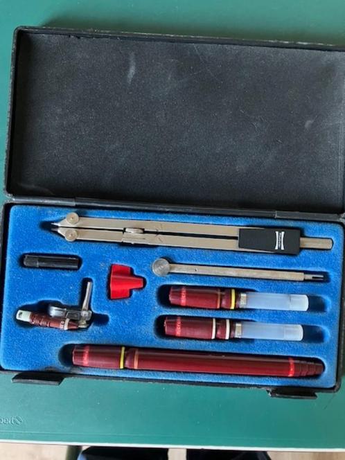 passerdoos incl. tekenpennen (Rotring), Hobby en Vrije tijd, Tekenen, Gebruikt, Overige typen, Ophalen of Verzenden
