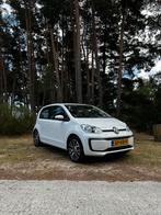 Fantastische Volkswagen Up! Move uit 2016 met GTI LM Velgen!, Voorwielaandrijving, Stof, Wit, Origineel Nederlands