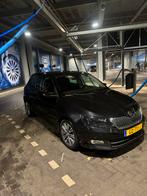 Skoda Fabia 1.2 TSI 66KW 2015 Zwart origineel Nl Navi Stoelv, Auto's, Skoda, Stof, 4 cilinders, Zwart, Origineel Nederlands
