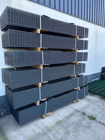 Dubbelstaafs hekwerken 30 stuks 60/250cm €435,- beschikbaar voor biedingen