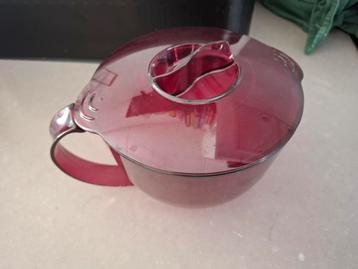 Tupperware magnetron schenkkan  beschikbaar voor biedingen