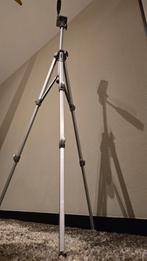 Velbon veb 3, Ophalen, Driepoot