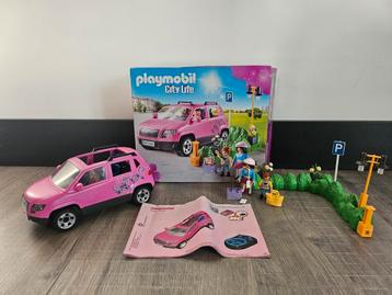 PLAYMOBIL Familiewagen met parkeerplaats - 9404 beschikbaar voor biedingen