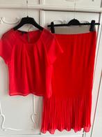 Nieuw rood maxi plooi rok en blouse Marie Mero maat 36, Kleding | Dames, Rokken, Marie Mero, Nieuw, Ophalen of Verzenden, Maat 36 (S)