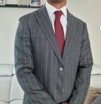 Van Gils Grijs Gestreept Pak - Maat M, Kleding | Heren, Kostuums en Colberts, Maat 48/50 (M), Zo goed als nieuw, Grijs, Van Gils