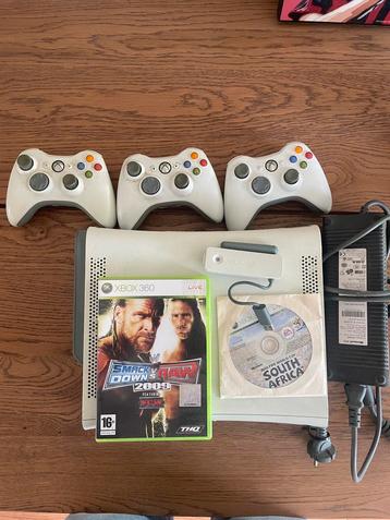 Xbox 360 console + 3 controllers + 3 games + wifi adapter beschikbaar voor biedingen